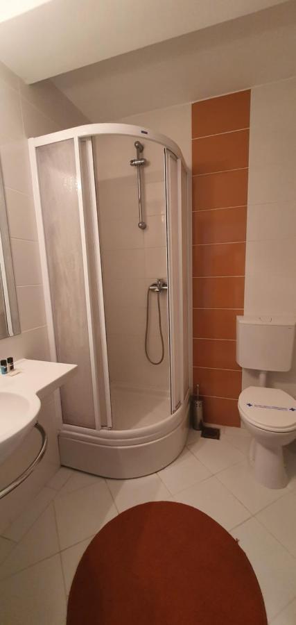 Evro Set Hotel Skopje Luaran gambar